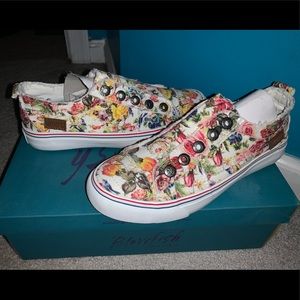 Floral slip on shoes